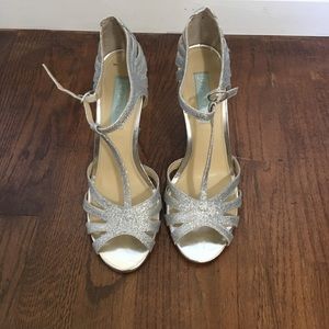 Betsy Johnson silver and Tiffany blue heels